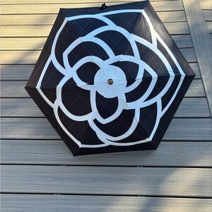 Black and White Floral Umbrella